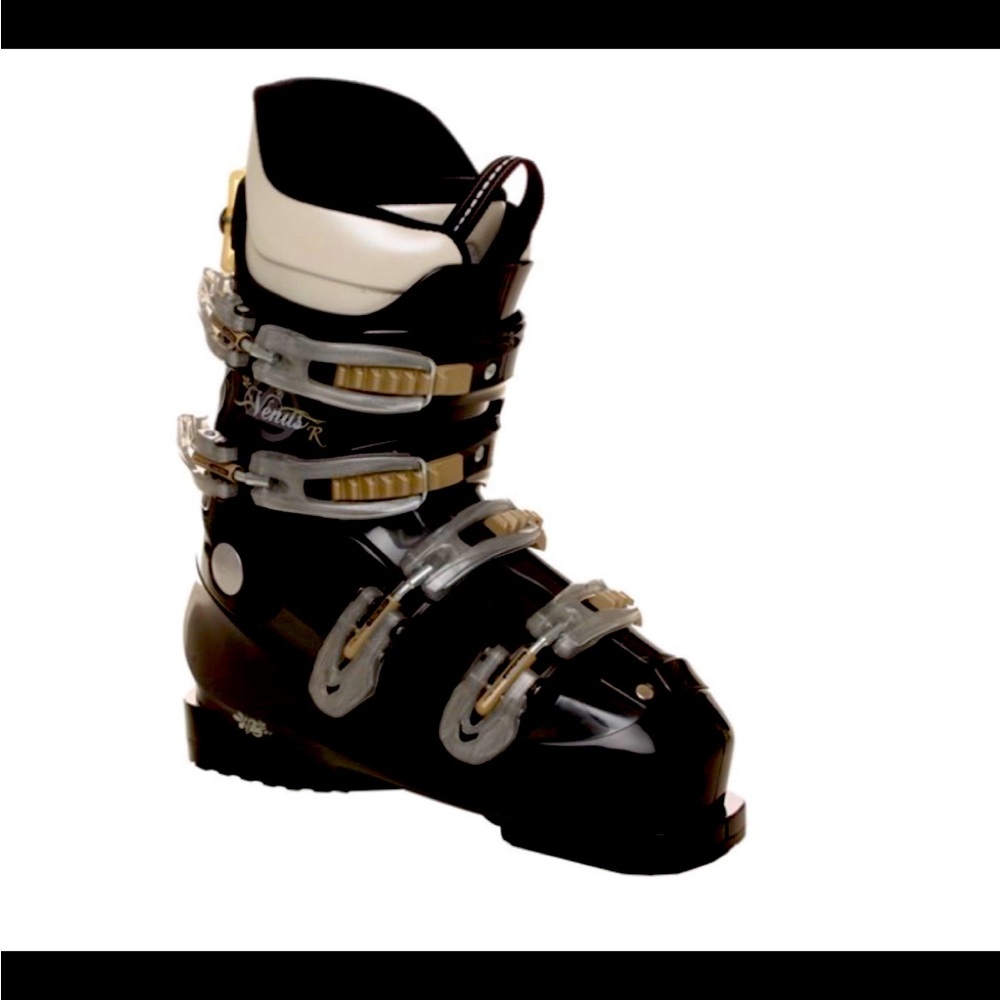 Lange womens ski boots (8)